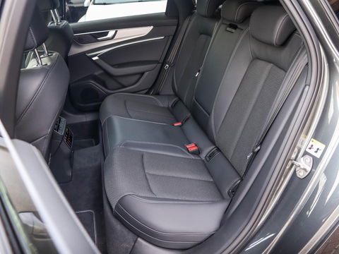 Audi A6 Avant 50 TFSI e Quattro S edition 300PK | slechts 17.000km!