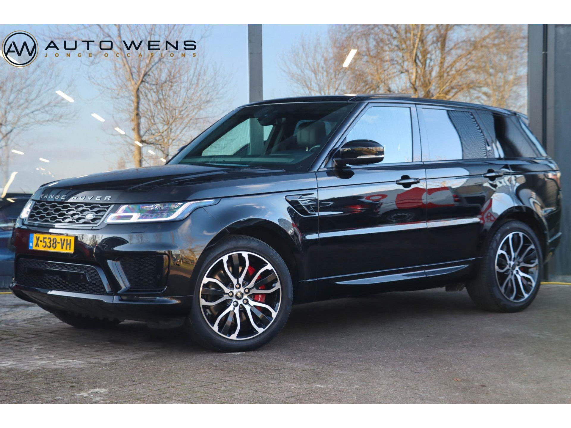 Land Rover Range Rover Sport P400e HSE | Panoramadak | Meridian | Luchtvering