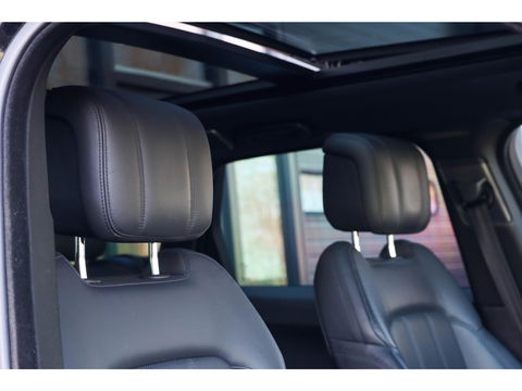 Land Rover Range Rover Sport P400e HSE | Panoramadak | Meridian | Luchtvering