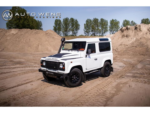 Land Rover Defender 2.2 D HT 90" E