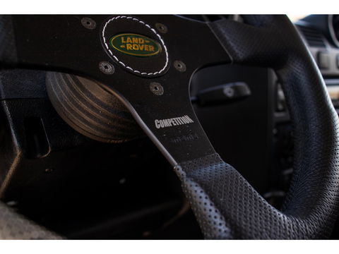 Land Rover Defender 2.2 D HT 90" E