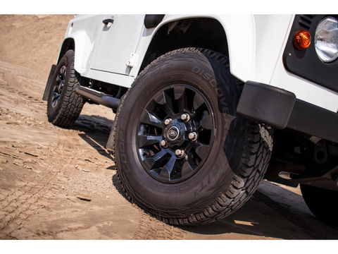 Land Rover Defender 2.2 D HT 90" E