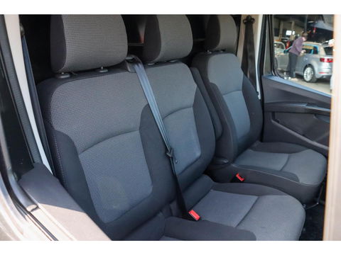 Renault Trafic 2.0 dCi 150 EDC T30 L2H1 Work Edition Automaat