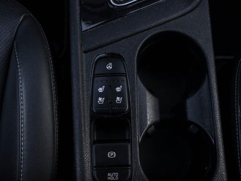 Kia Niro 1.6 GDi Hybrid ExecutiveLine | JBL | Stoelkoeling/verwarming | Leder | Memory | Zeer compleet!