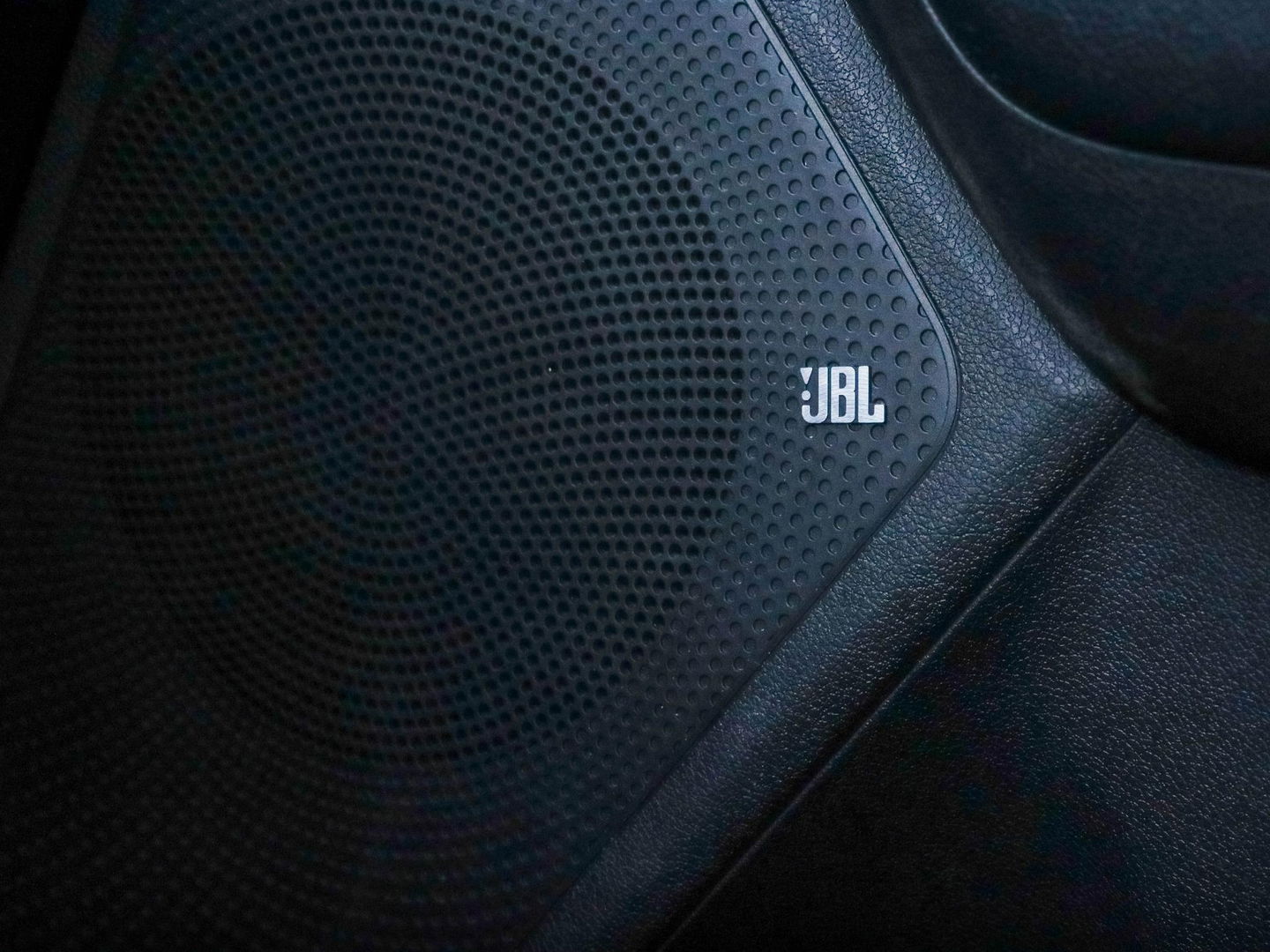 Kia Niro 1.6 GDi Hybrid ExecutiveLine | JBL | Stoelkoeling/verwarming | Leder | Memory | Zeer compleet!