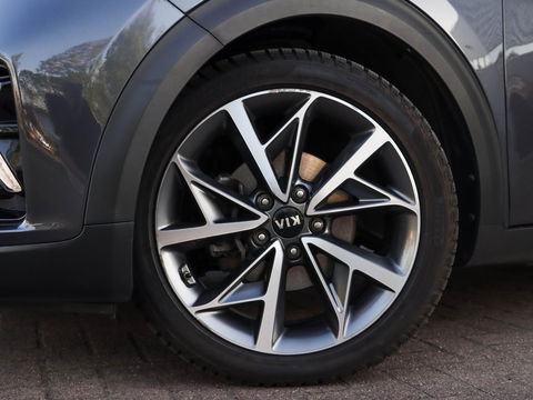 Kia Niro 1.6 GDi Hybrid ExecutiveLine | JBL | Stoelkoeling/verwarming | Leder | Memory | Zeer compleet!