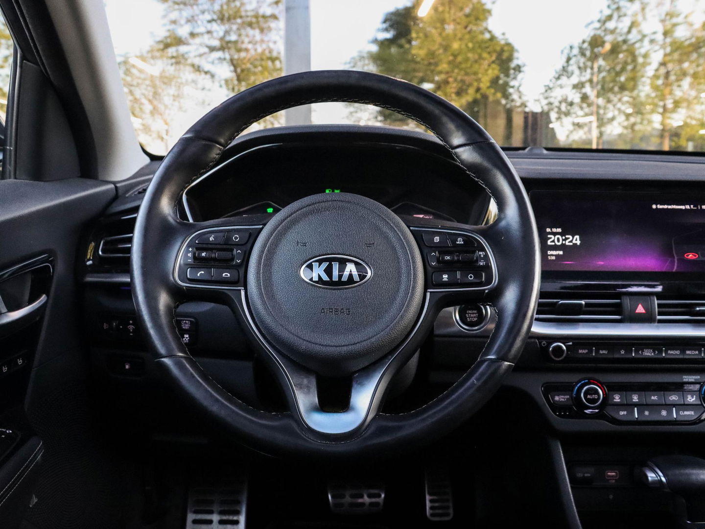 Kia Niro 1.6 GDi Hybrid ExecutiveLine | JBL | Stoelkoeling/verwarming | Leder | Memory | Zeer compleet!