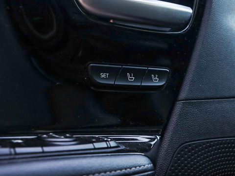 Kia Niro 1.6 GDi Hybrid ExecutiveLine | JBL | Stoelkoeling/verwarming | Leder | Memory | Zeer compleet!