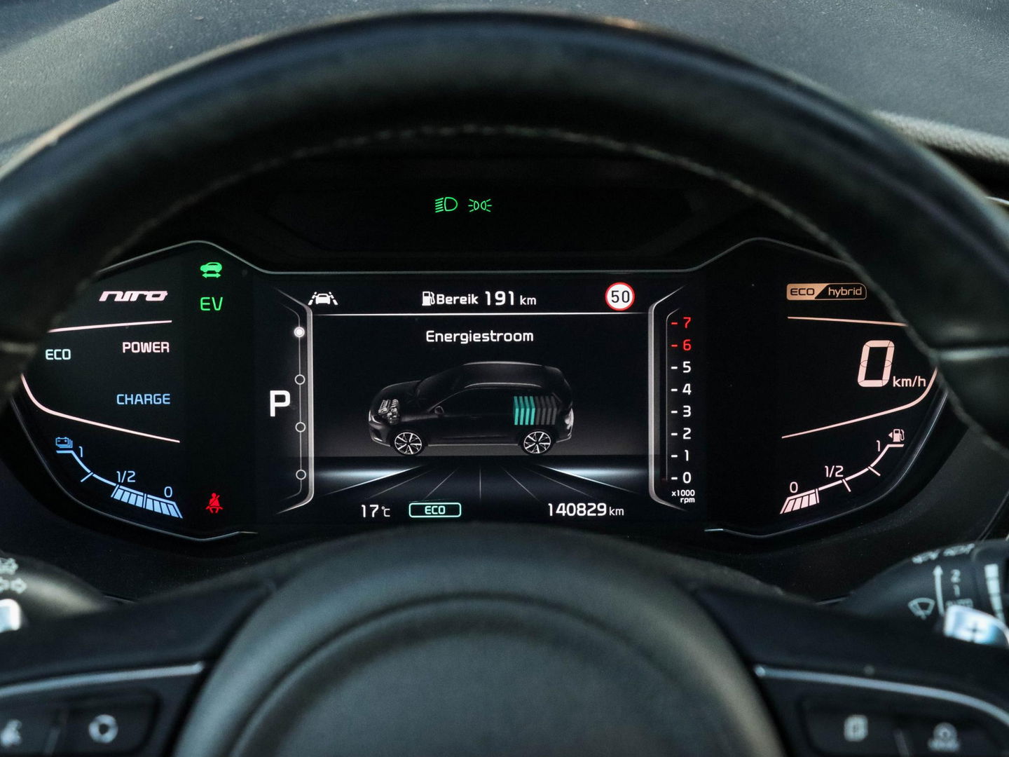 Kia Niro 1.6 GDi Hybrid ExecutiveLine | JBL | Stoelkoeling/verwarming | Leder | Memory | Zeer compleet!
