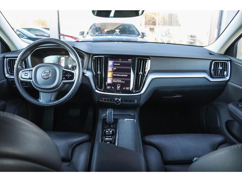 Volvo V60 2.0 B3 Business Pro 163pk | Leder