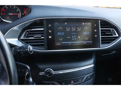 Peugeot 308 SW 1.2 PureTech Executive | Panodak | Leer |