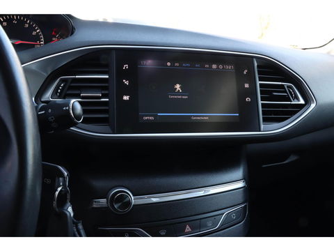 Peugeot 308 SW 1.2 PureTech Executive | Panodak | Leer |