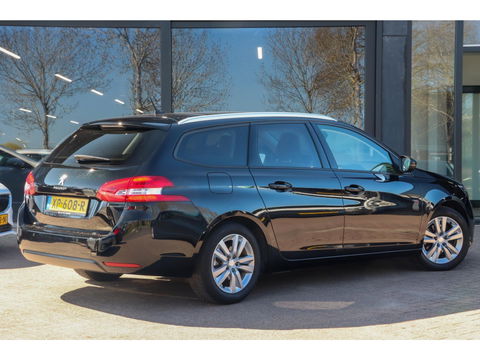 Peugeot 308 SW 1.2 PureTech Executive | Panodak | Leer |
