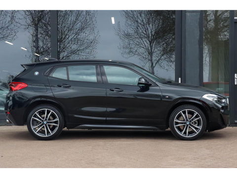 BMW X2 SDrive20i M Sport 192pk Automaat Executive | Alcantara bekleding
