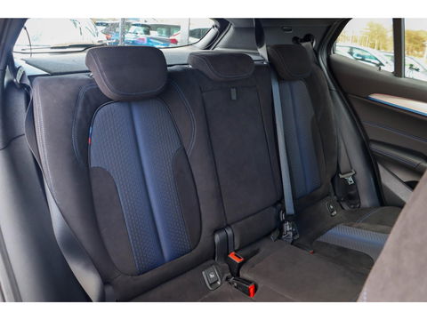 BMW X2 SDrive20i M Sport 192pk Automaat Executive | Alcantara bekleding