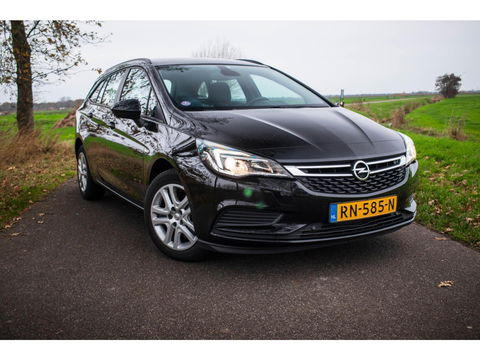 Opel Astra Sports Tourer 1.0 Online Edition