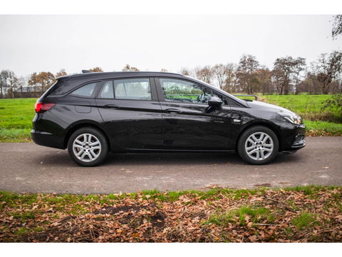 Opel Astra Sports Tourer 1.0 Online Edition