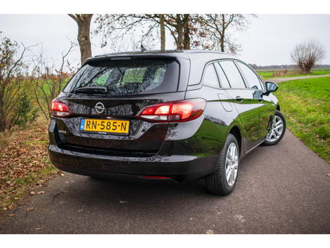 Opel Astra Sports Tourer 1.0 Online Edition