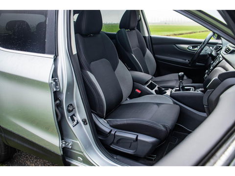 Nissan QASHQAI 1.2 N-Connecta | Pano.dak | Trekhaak | Camera