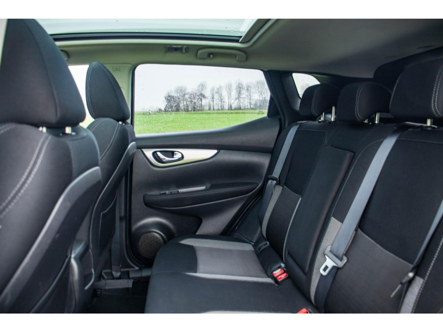 Nissan QASHQAI 1.2 N-Connecta | Pano.dak | Trekhaak | Camera