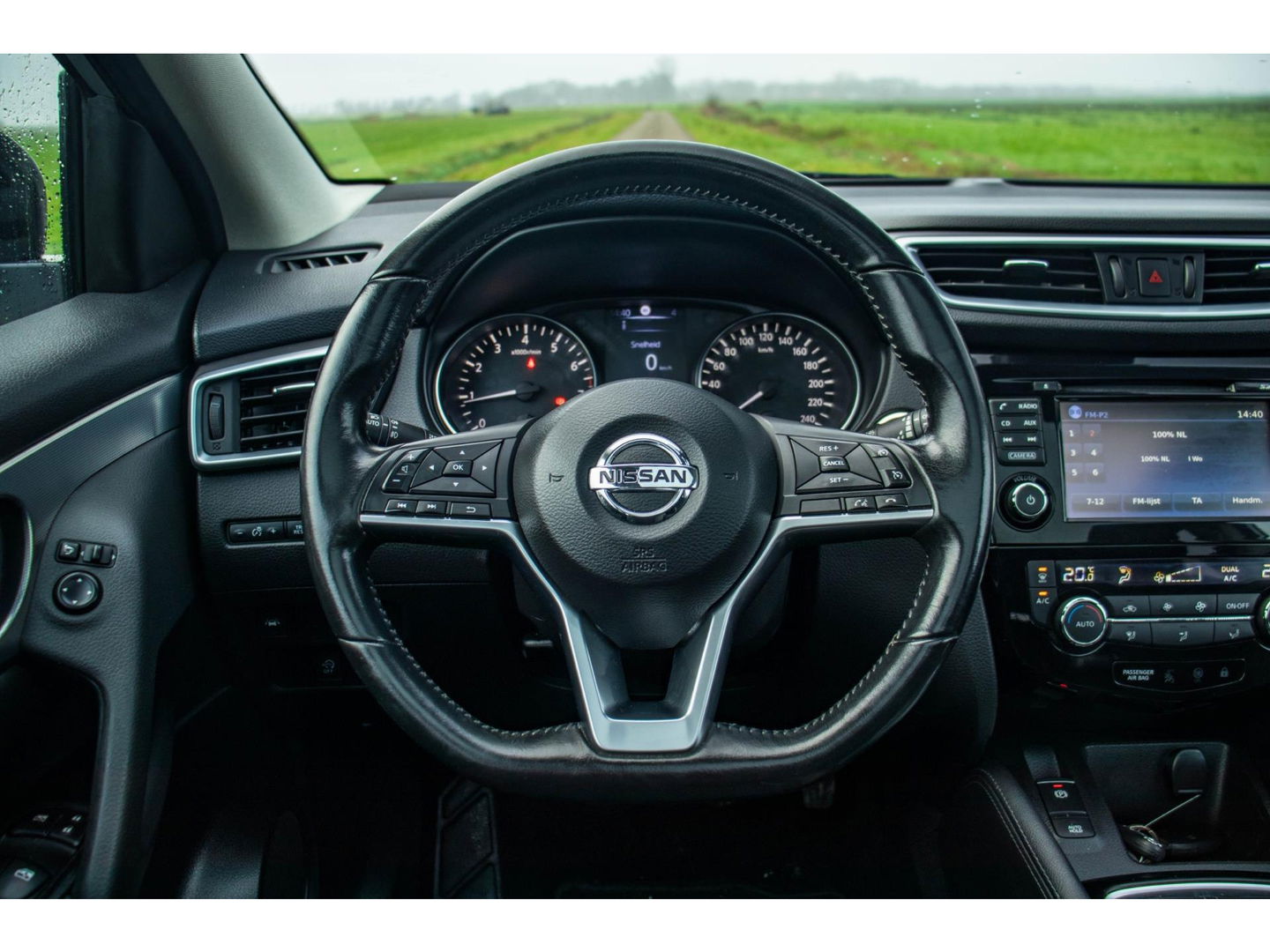 Nissan QASHQAI 1.2 N-Connecta | Pano.dak | Trekhaak | Camera