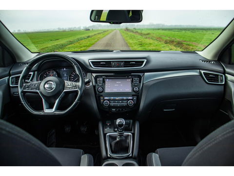 Nissan QASHQAI 1.2 N-Connecta | Pano.dak | Trekhaak | Camera