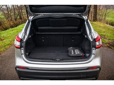Nissan QASHQAI 1.2 N-Connecta | Pano.dak | Trekhaak | Camera