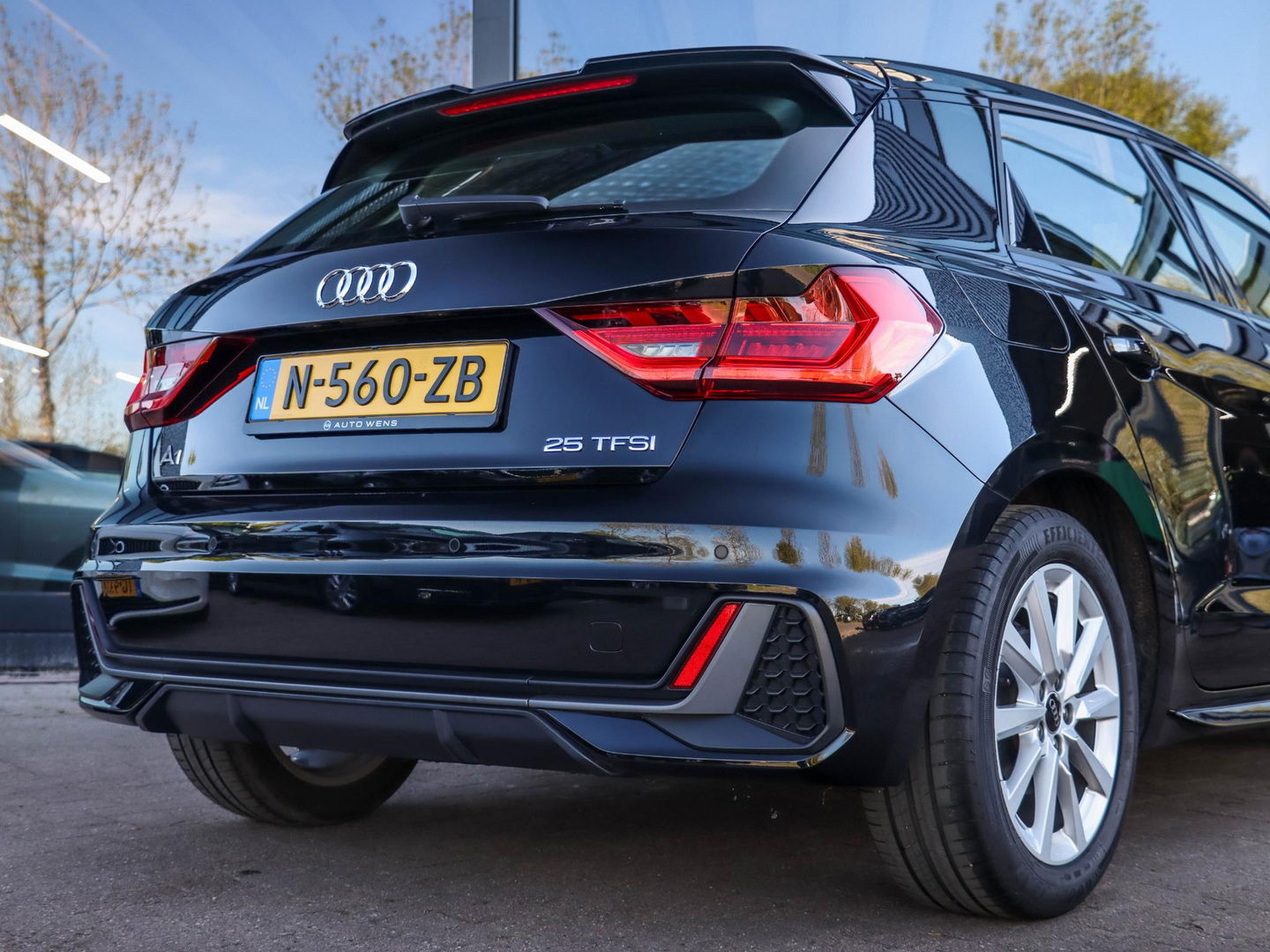 Audi A1 Sportback 25 TFSI S edition Automaat | S Line