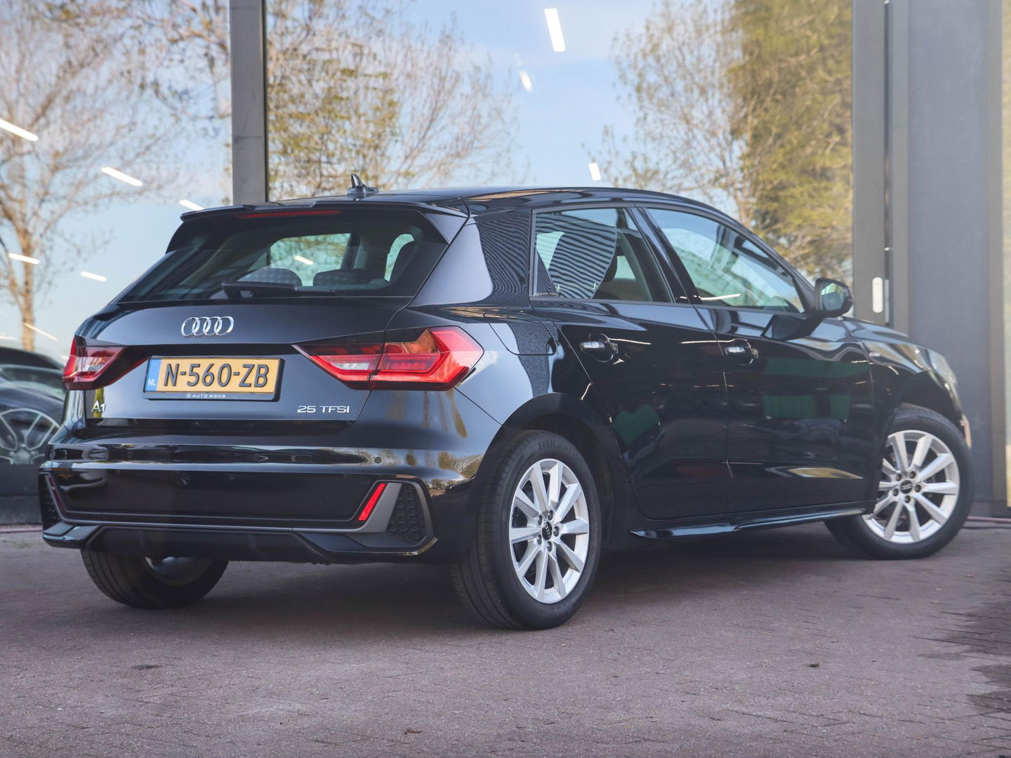 Audi A1 Sportback 25 TFSI S edition Automaat | S Line