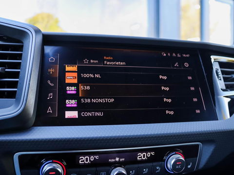 Audi A1 Sportback 25 TFSI S edition Automaat | S Line