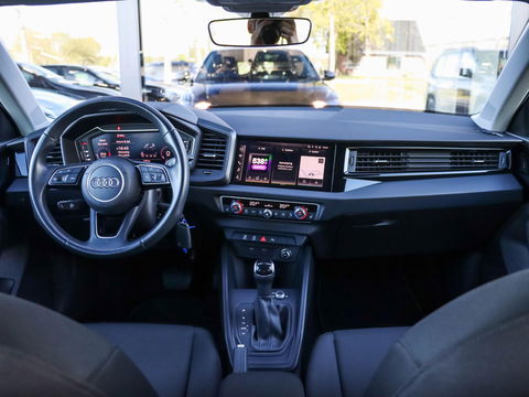Audi A1 Sportback 25 TFSI S edition Automaat | S Line