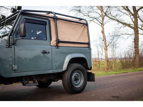 Land Rover Defender 2.2 D HT 90" SE | Cabriolet | 2 persoons