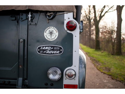 Land Rover Defender 2.2 D HT 90" SE | Cabriolet | 2 persoons