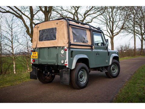 Land Rover Defender 2.2 D HT 90" SE | Cabriolet | 2 persoons