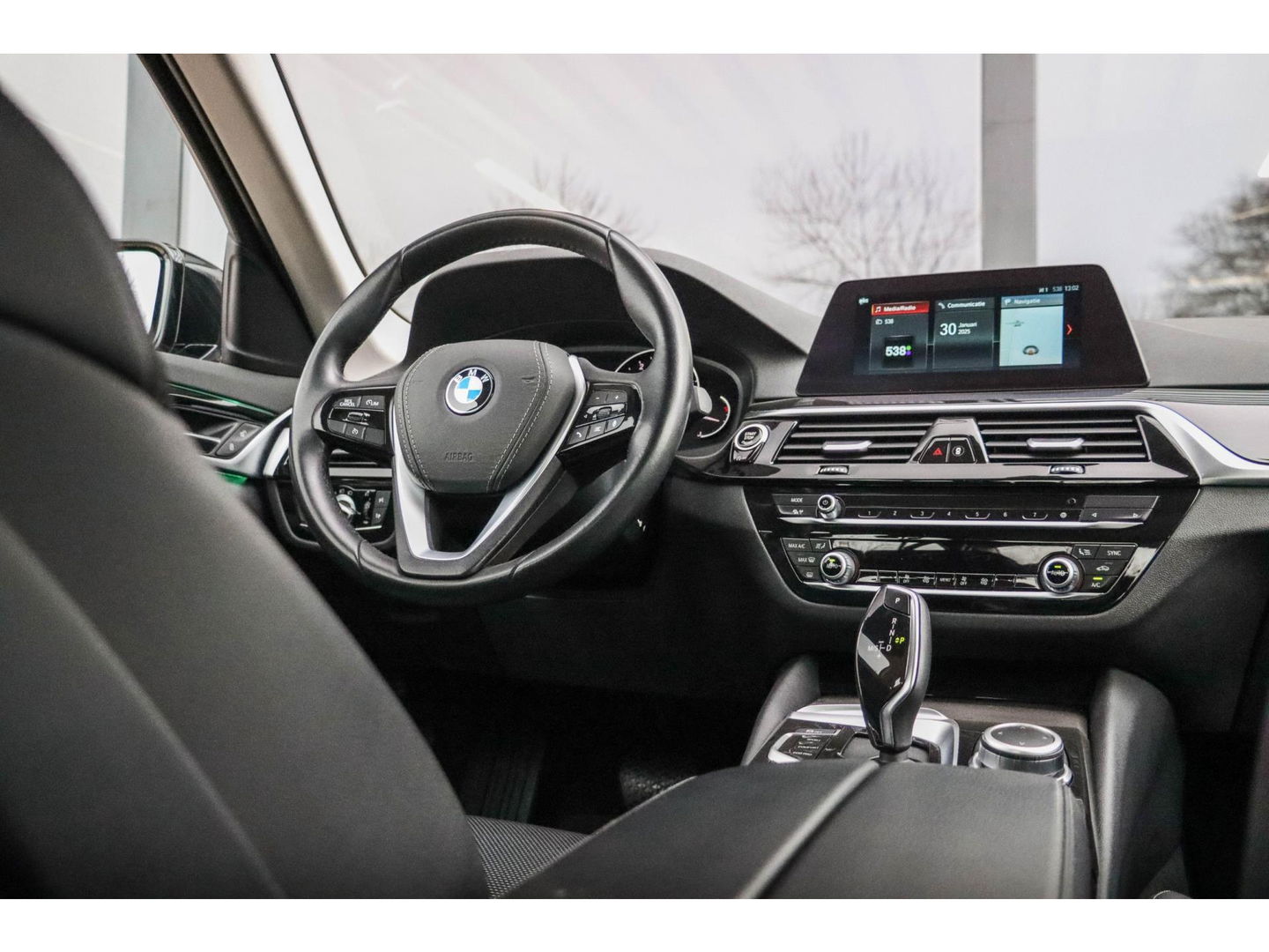 BMW 5 Serie 520i Executive Sportline Automaat | Slechts 59.000 km!