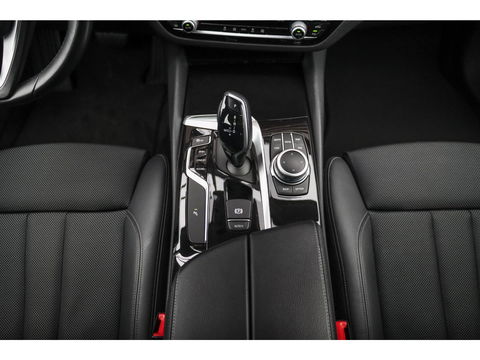 BMW 5 Serie 520i Executive Sportline Automaat | Slechts 59.000 km!