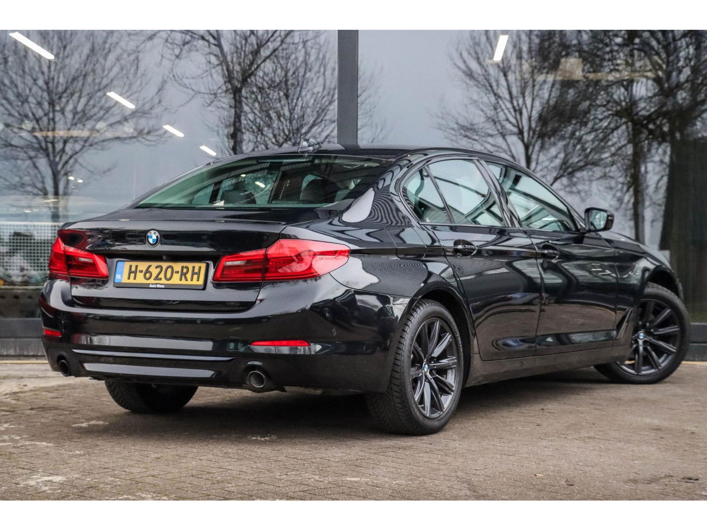 BMW 5 Serie 520i Executive Sportline Automaat | Slechts 59.000 km!