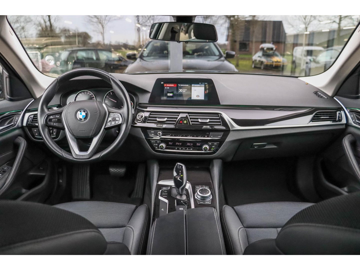 BMW 5 Serie 520i Executive Sportline Automaat | Slechts 59.000 km!