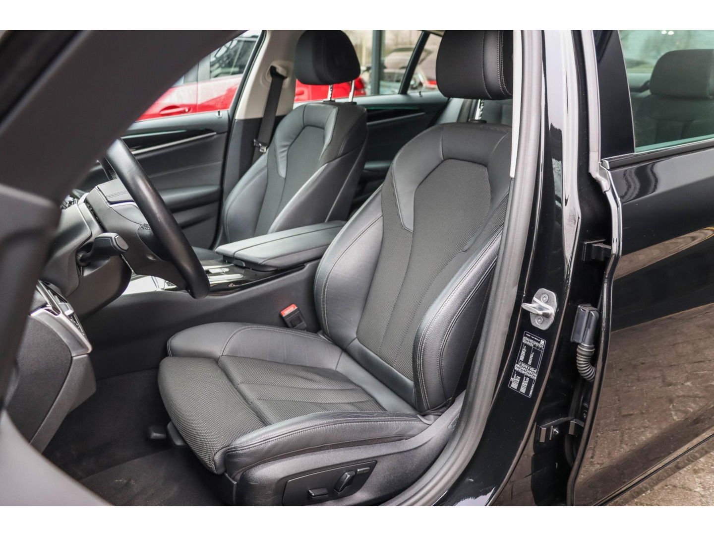BMW 5 Serie 520i Executive Sportline Automaat | Slechts 59.000 km!