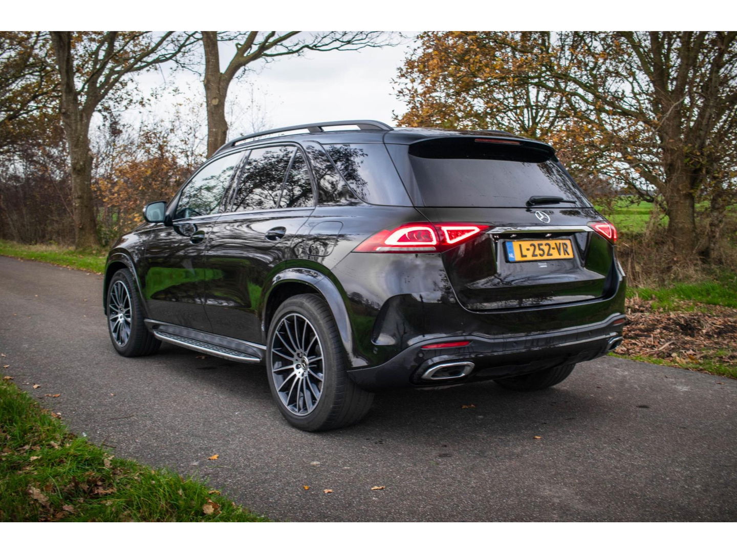 Mercedes-Benz GLE 350de 4MATIC AMG Line | Camera