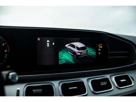 Mercedes-Benz GLE 350de 4MATIC AMG Line | Camera