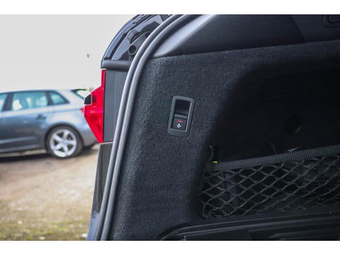 Audi A6 Avant 55 TFSI e Quattro S-Line Competition