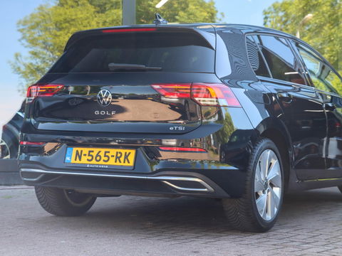 Volkswagen Golf 1.5 eTSI Style DSG 150PK | 17 inch | IQ Light | Alcantara | Memory | Camera