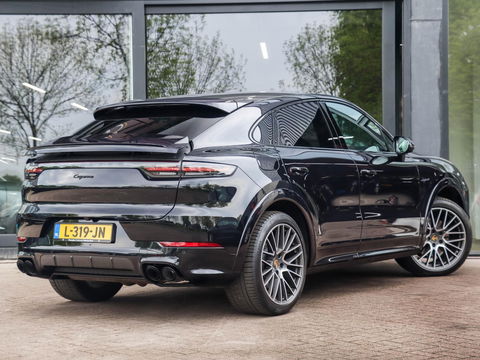 Porsche Cayenne Coupé 3.0 E-Hybrid 340PK | Carbon | Bose | Sport Chrono | Luchtvering