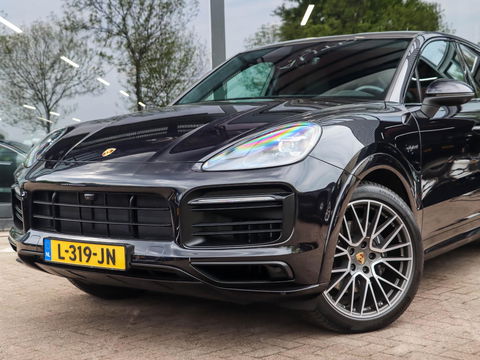 Porsche Cayenne Coupé 3.0 E-Hybrid 340PK | Carbon | Bose | Sport Chrono | Luchtvering