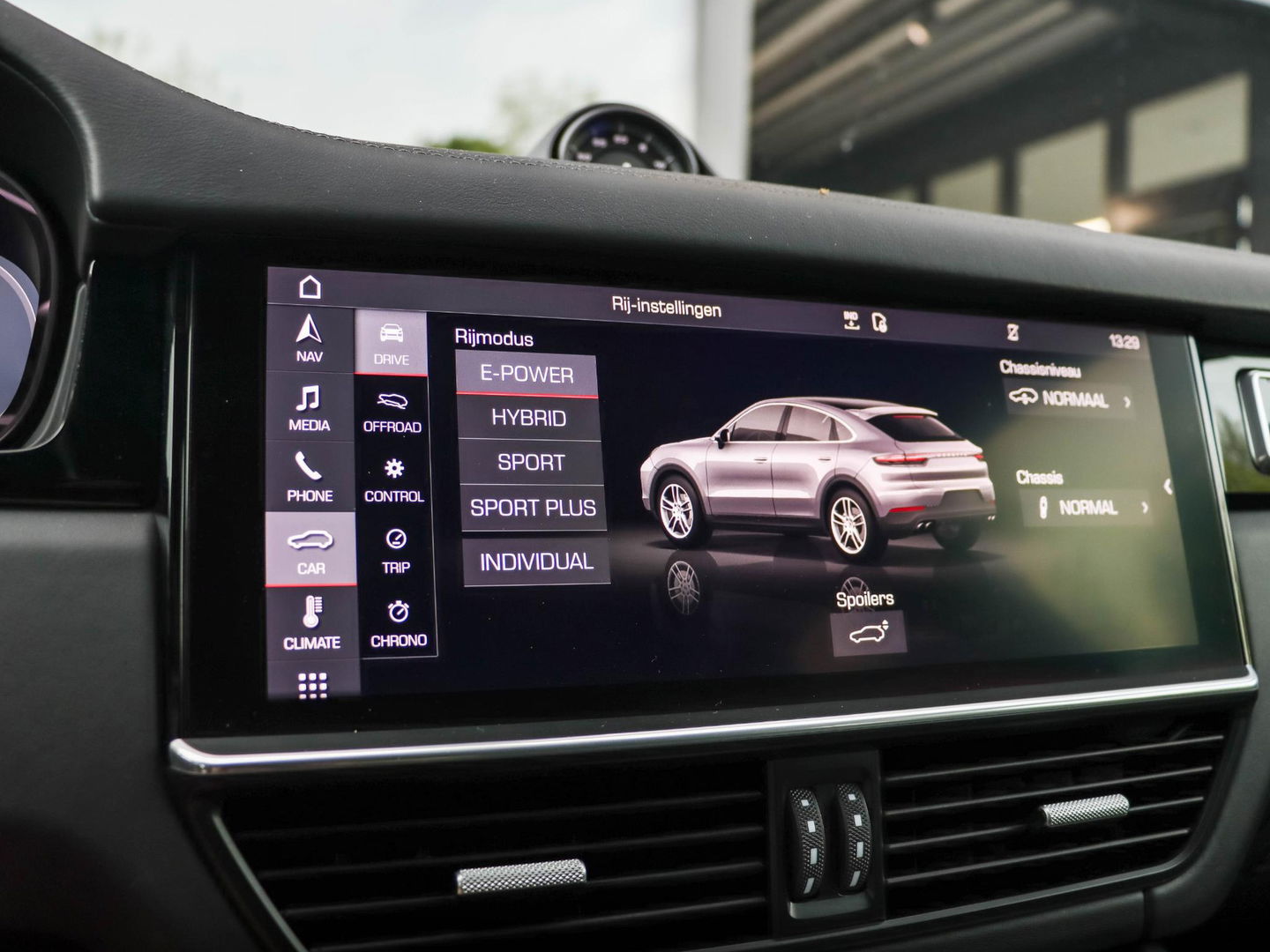 Porsche Cayenne Coupé 3.0 E-Hybrid 340PK | Carbon | Bose | Sport Chrono | Luchtvering