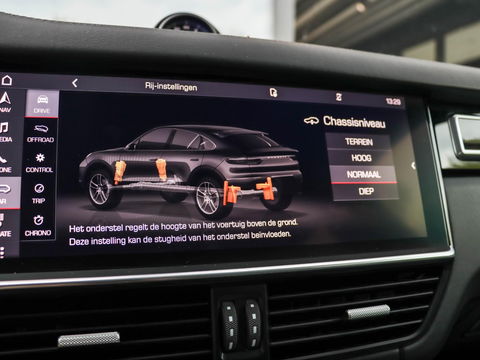 Porsche Cayenne Coupé 3.0 E-Hybrid 340PK | Carbon | Bose | Sport Chrono | Luchtvering