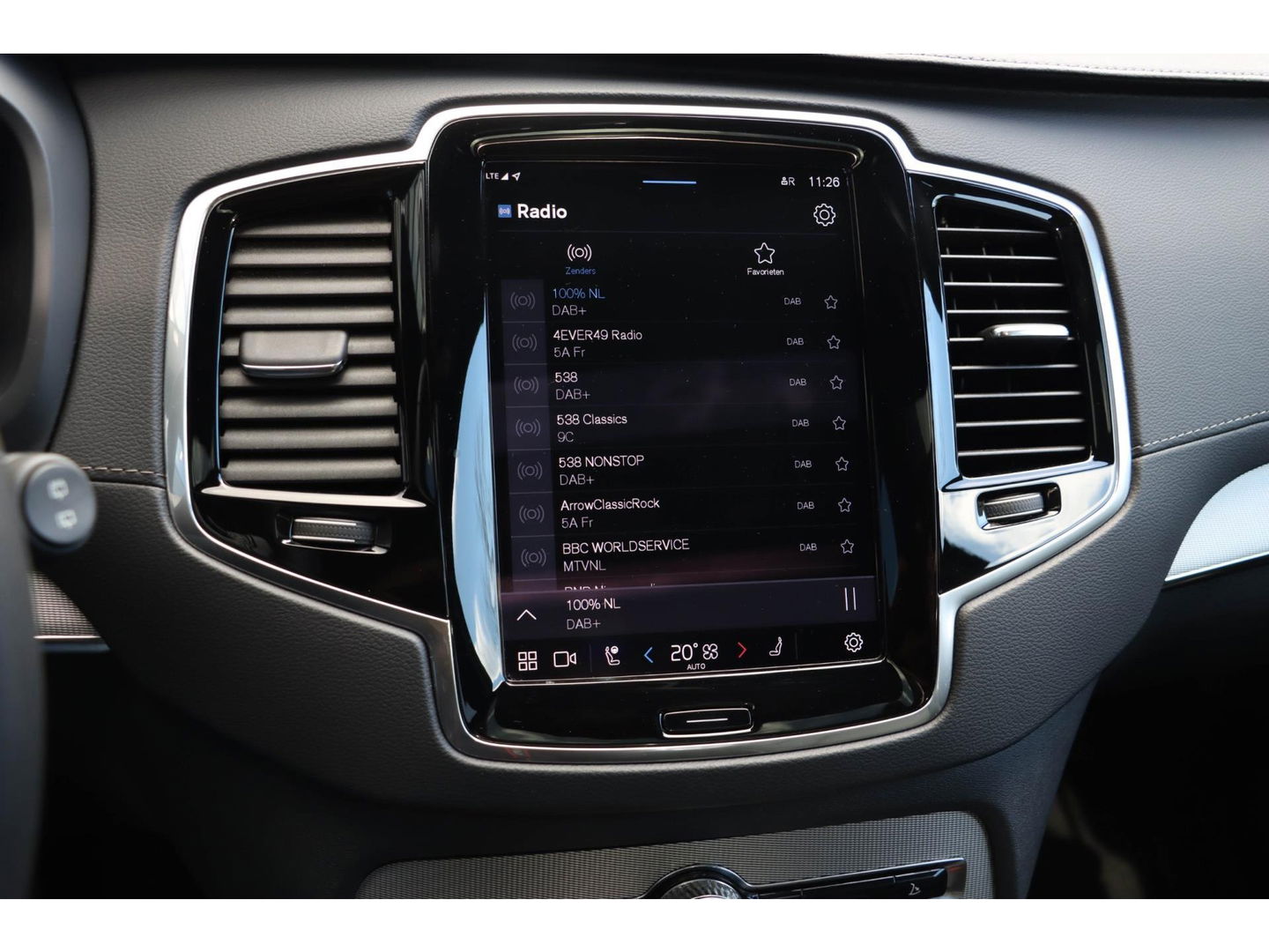 Volvo XC90 T8 Recharge AWD 7p Ultimate Dark 455pk Long Range | Panodak | Trekhaak