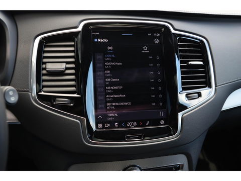 Volvo XC90 T8 Recharge AWD 7p Ultimate Dark 455pk Long Range | Panodak | Trekhaak