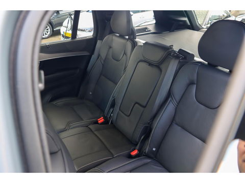 Volvo XC90 T8 Recharge AWD 7p Ultimate Dark 455pk Long Range | Panodak | Trekhaak